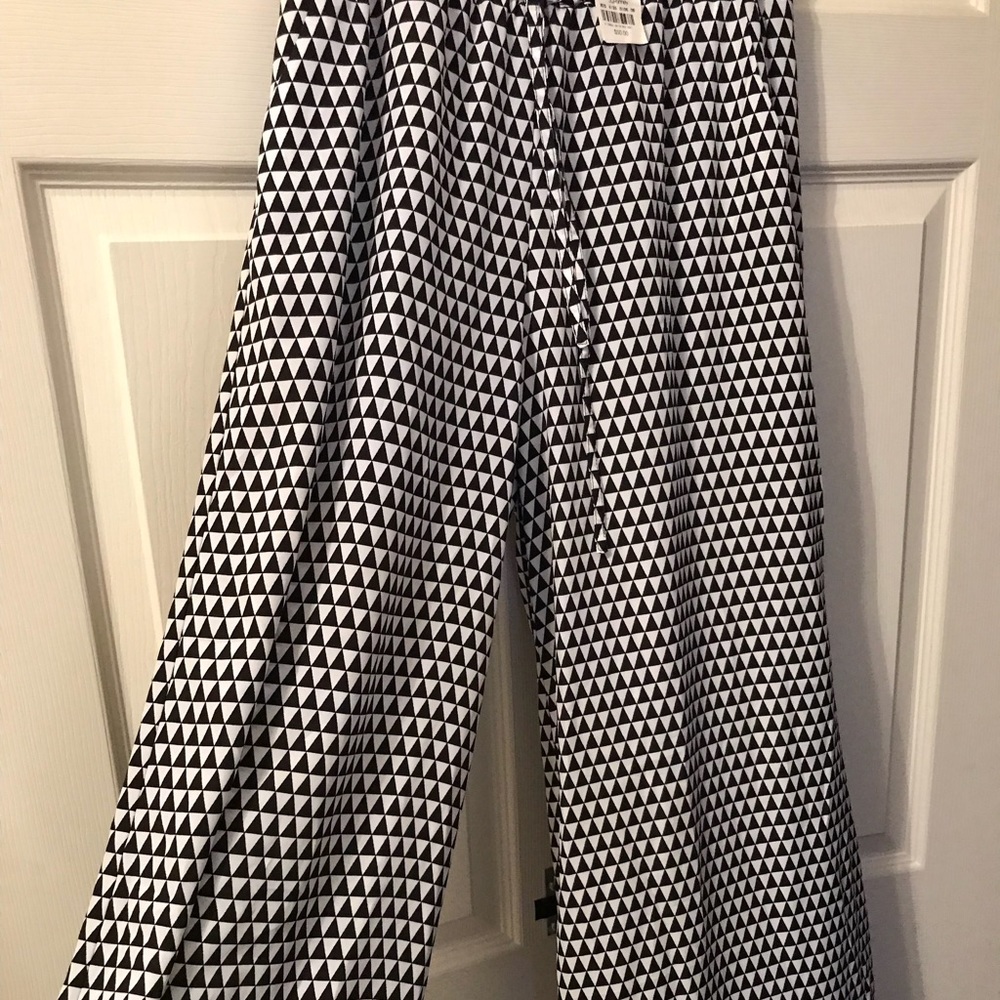 Wide legged patterned pants